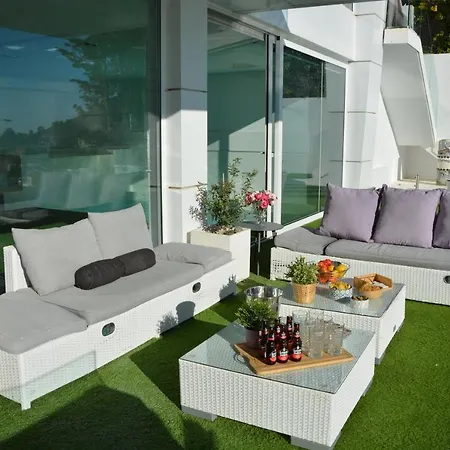 Bianca Amaizing View Design 10 Min Walk From Beaches ヴィラ *
