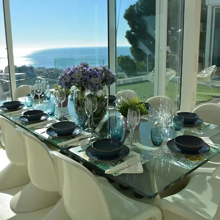 Bianca Amaizing View Design 10 Min Walk From Beaches וילה