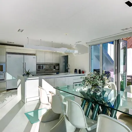 Bianca Amaizing View Design 10 Min Walk From Beaches 빌라