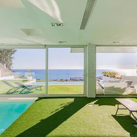 Bianca Amaizing View Design 10 Min Walk From Beaches 빌라