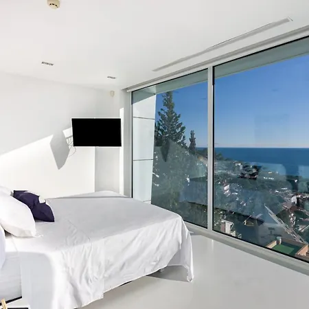 Villa Bianca Amaizing View Design 10 Min Walk From Beaches Sitges
