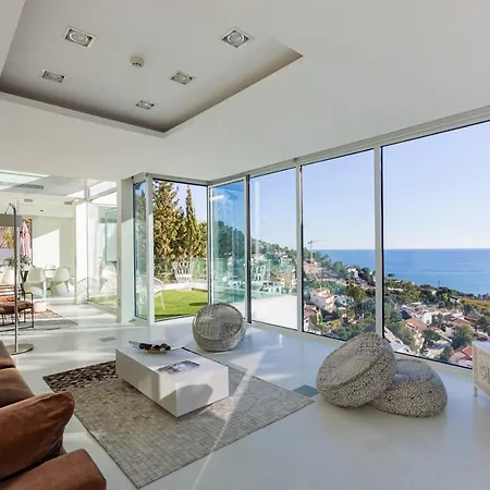 Bianca Amaizing View Design 10 Min Walk From Beaches Villa *